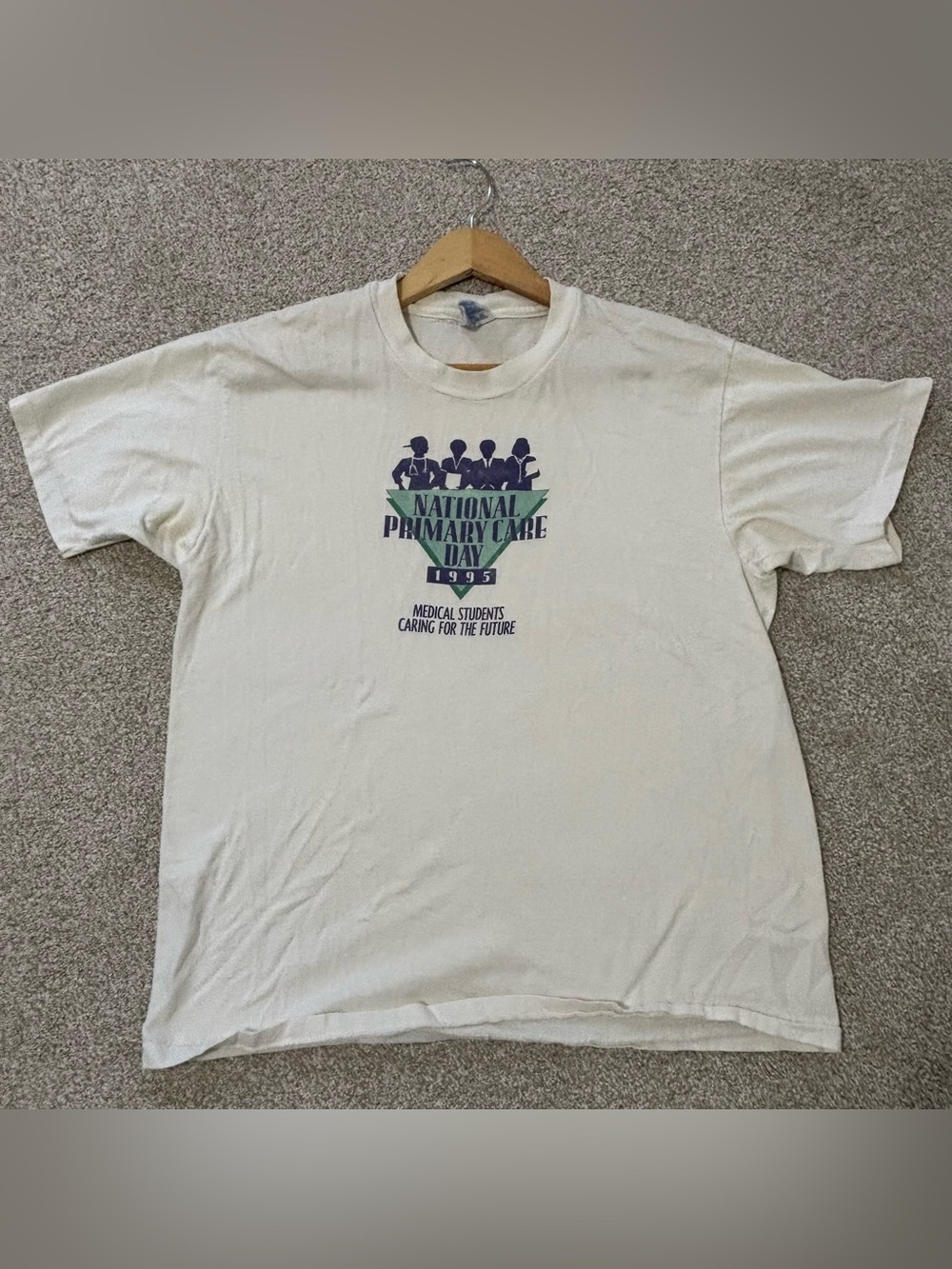 Vintage 1993 Hanes White Short Sleeve Graphic Tee with Green & Navy Print